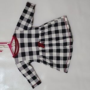 TOUCHED BY NATURE  Infant Girl's Black & White Plaid Long Sleeve Dress Size 6-9M